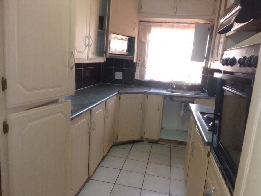 3 Bedroom Property for Sale in Geelhoutpark North West